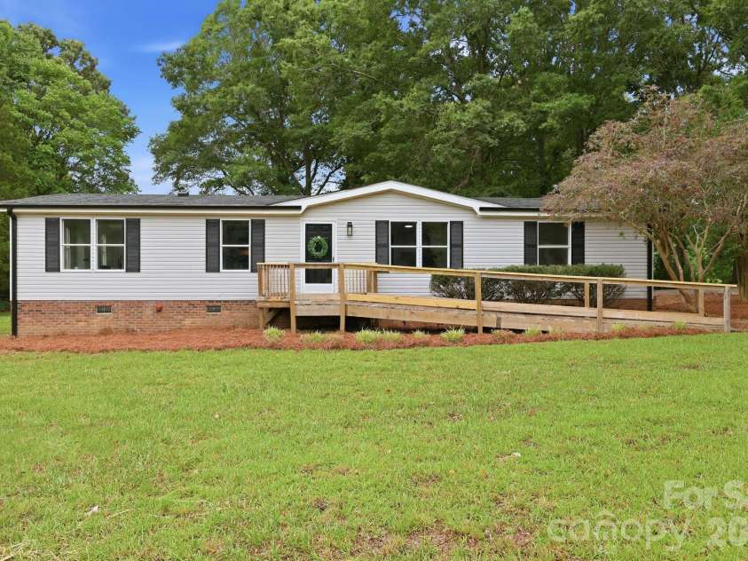 19082 Bear Creek Church Road, Richfield, NC 28137.  MLS# CAR4389209, YatesRealty ID 29298. 
