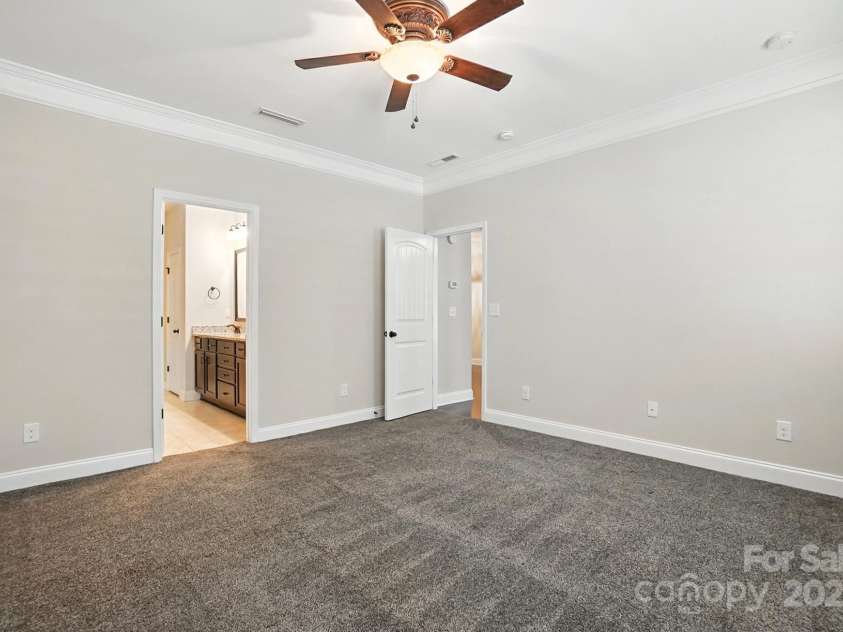 4128 La Crema Drive, Charlotte, NC 28214.  MLS# CAR4284944, YatesRealty ID 29298. 