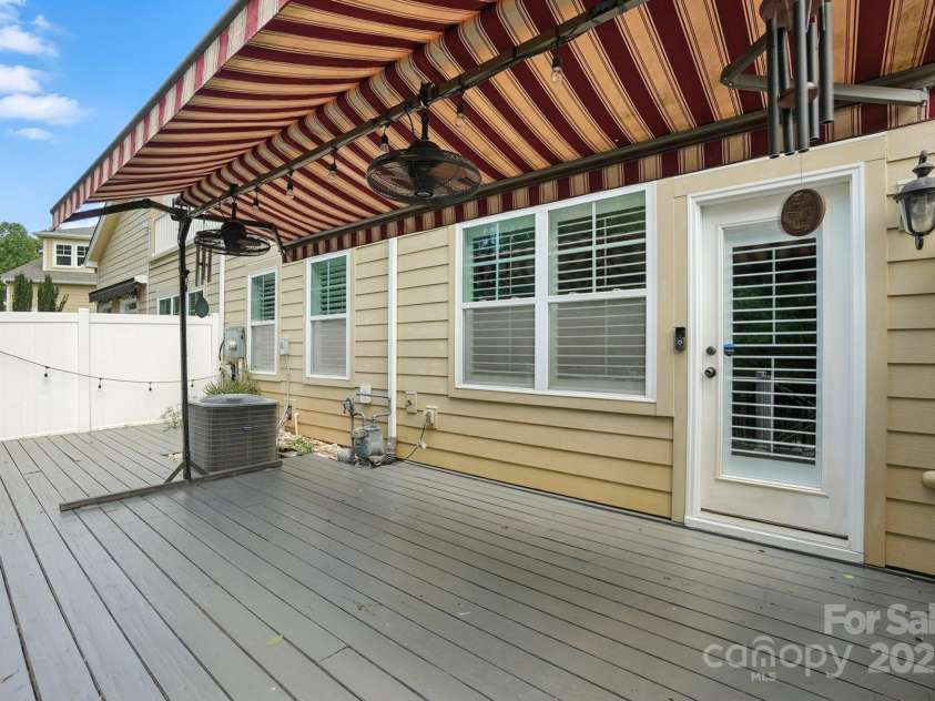 4128 La Crema Drive, Charlotte, NC 28214.  MLS# CAR4284944, YatesRealty ID 29298. 