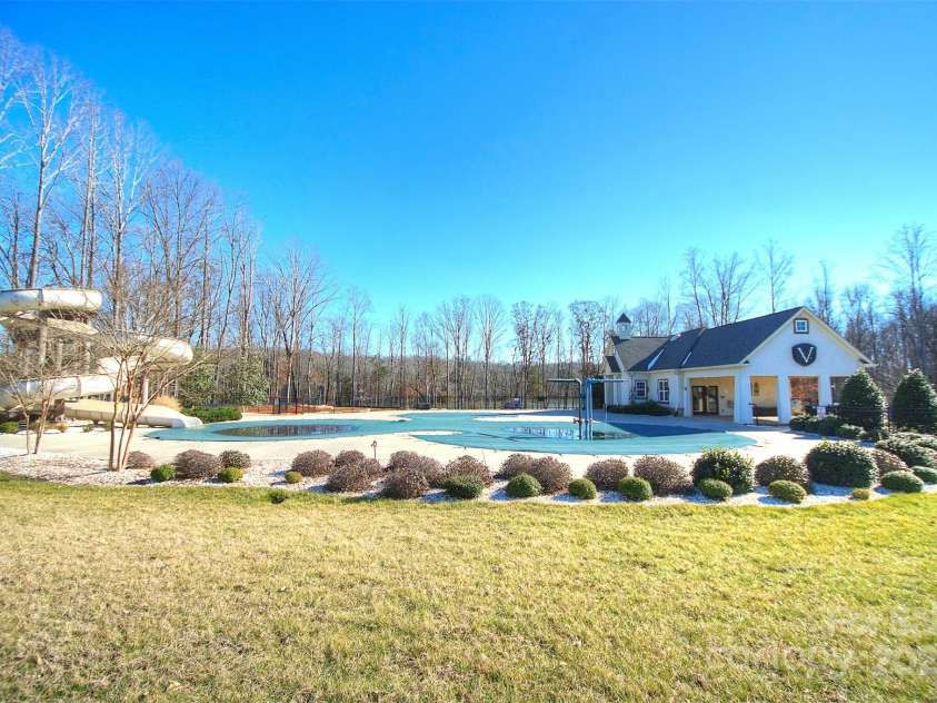 4128 La Crema Drive, Charlotte, NC 28214.  MLS# CAR4284944, YatesRealty ID 29298. Clubhouse