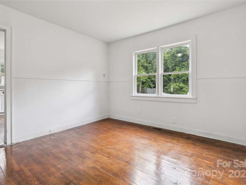 1208 Arch Street, Lancaster, SC 29720.  MLS# CAR4279275, YatesRealty ID 29299. Dining Room