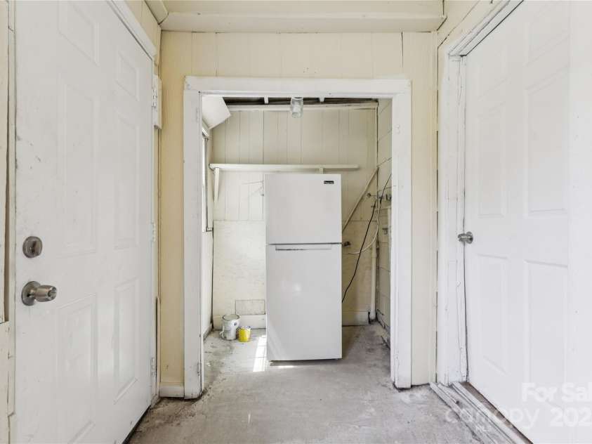 1208 Arch Street, Lancaster, SC 29720.  MLS# CAR4279275, YatesRealty ID 29299. Mud Room/Laundry