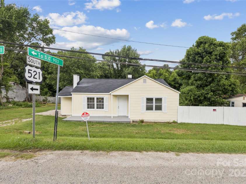 1208 Arch Street, Lancaster, SC 29720.  MLS# CAR4279275, YatesRealty ID 29299. Street View (Front)