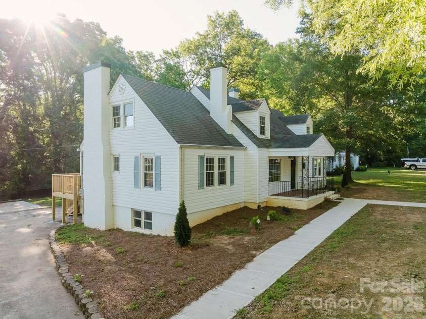 398 Park Road, Albemarle, NC 28001.  MLS# CAR4390113, YatesRealty ID 29299. 