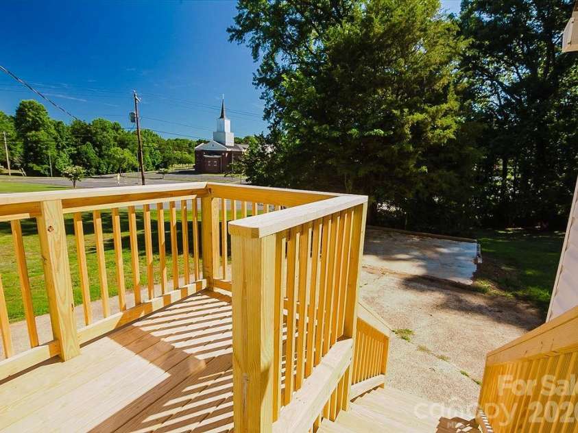398 Park Road, Albemarle, NC 28001.  MLS# CAR4390113, YatesRealty ID 29299. 