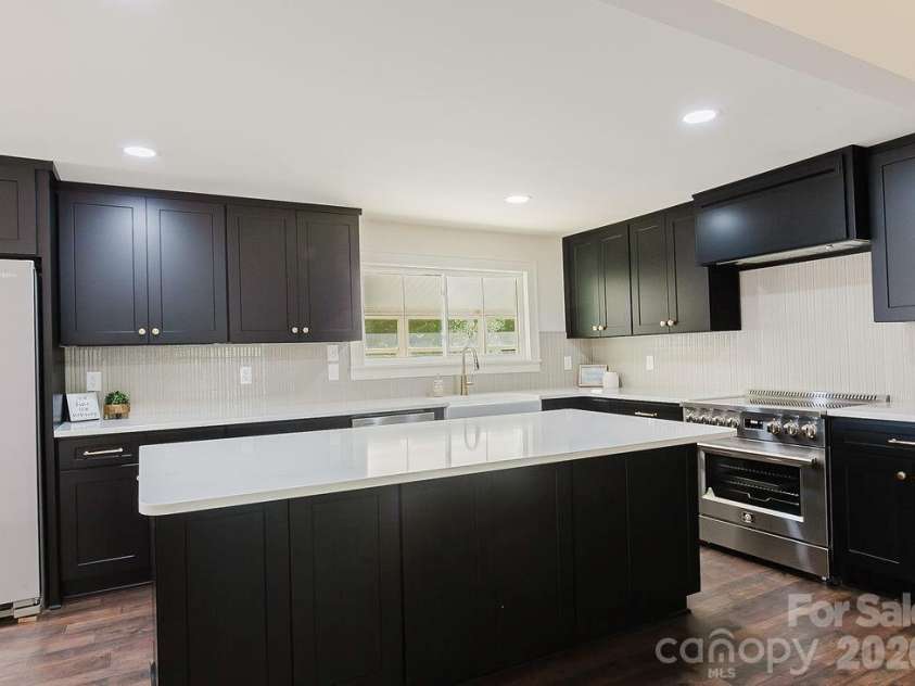398 Park Road, Albemarle, NC 28001.  MLS# CAR4390113, YatesRealty ID 29299. 