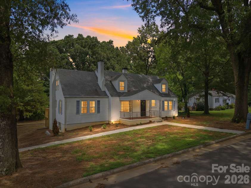 398 Park Road, Albemarle, NC 28001.  MLS# CAR4390113, YatesRealty ID 29299. 