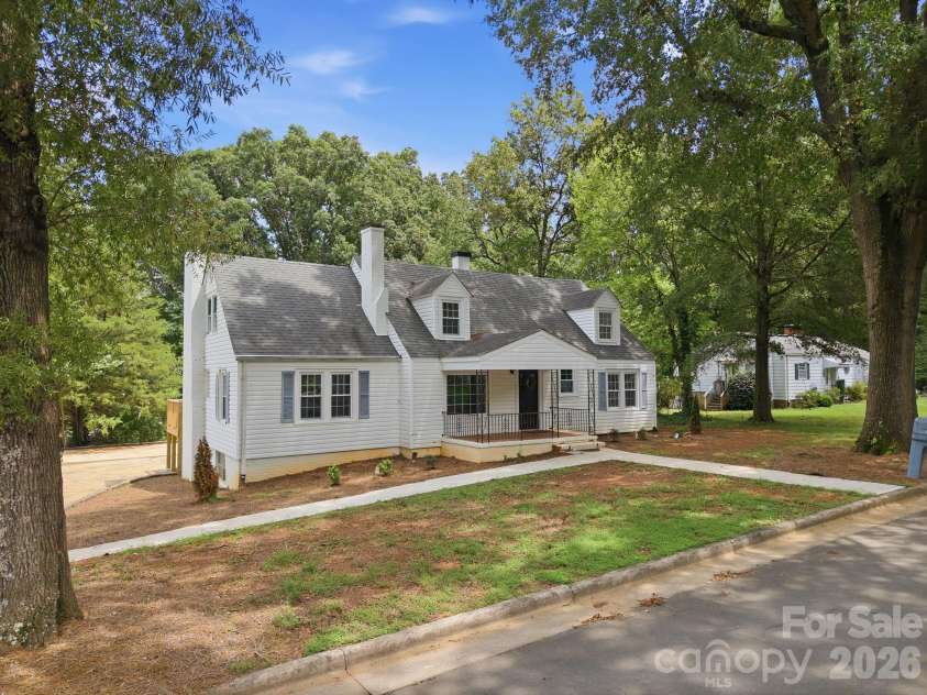 398 Park Road, Albemarle, NC 28001.  MLS# CAR4390113, YatesRealty ID 29299. 