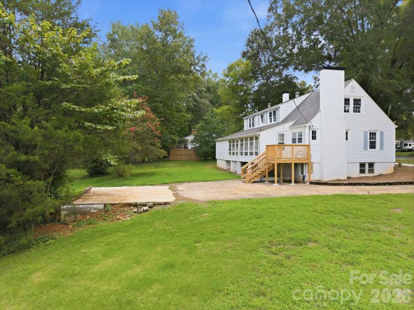 398 Park Road, Albemarle, NC 28001.  MLS# CAR4390113, YatesRealty ID 29299. 