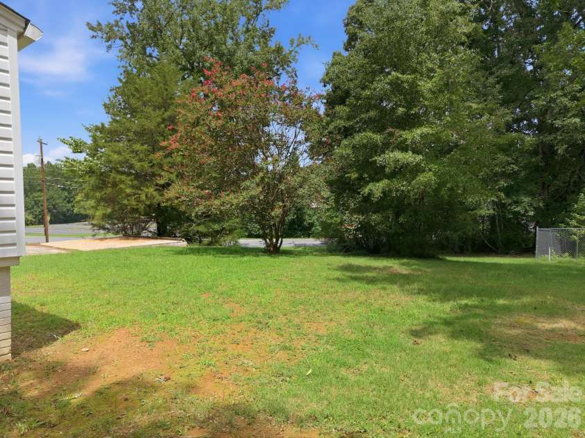 398 Park Road, Albemarle, NC 28001.  MLS# CAR4390113, YatesRealty ID 29299. 