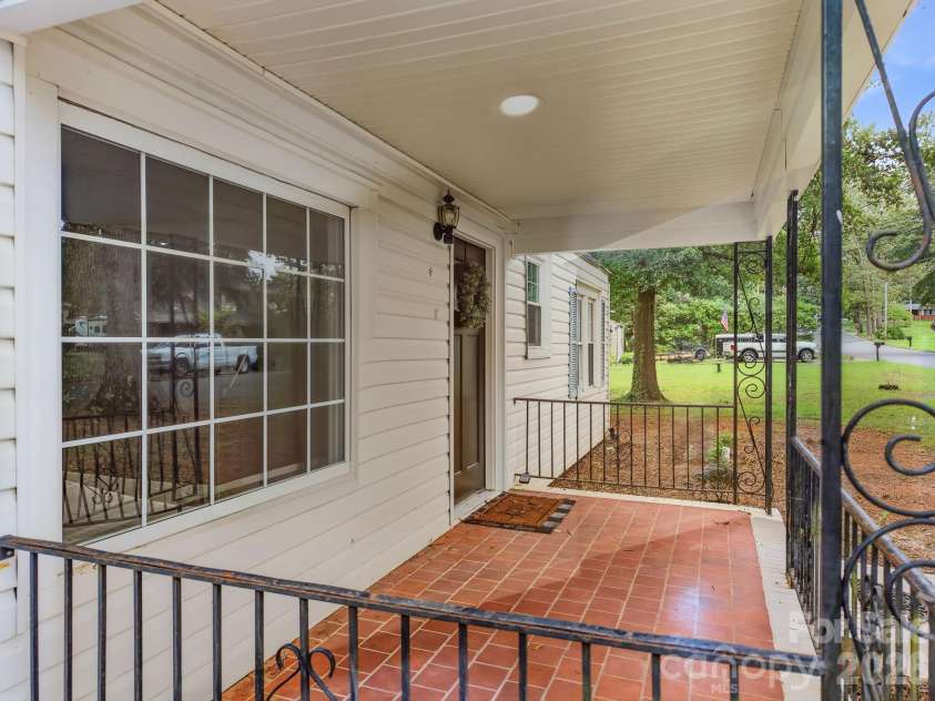 398 Park Road, Albemarle, NC 28001.  MLS# CAR4390113, YatesRealty ID 29299. 