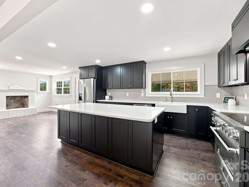 398 Park Road, Albemarle, NC 28001.  MLS# CAR4390113, YatesRealty ID 29299. 