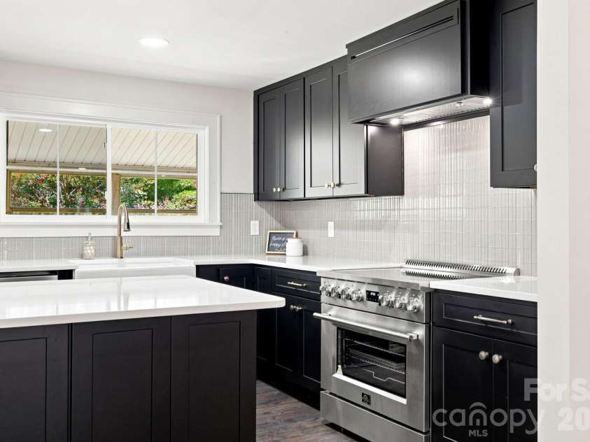 398 Park Road, Albemarle, NC 28001.  MLS# CAR4390113, YatesRealty ID 29299. 