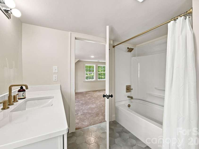 398 Park Road, Albemarle, NC 28001.  MLS# CAR4390113, YatesRealty ID 29299. 