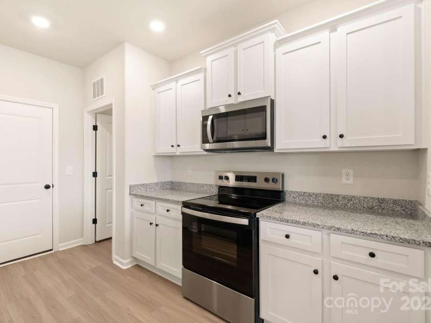 3529 Saddlebred Drive, Gastonia, NC 28052.  MLS# CAR4304295, YatesRealty ID 293. 