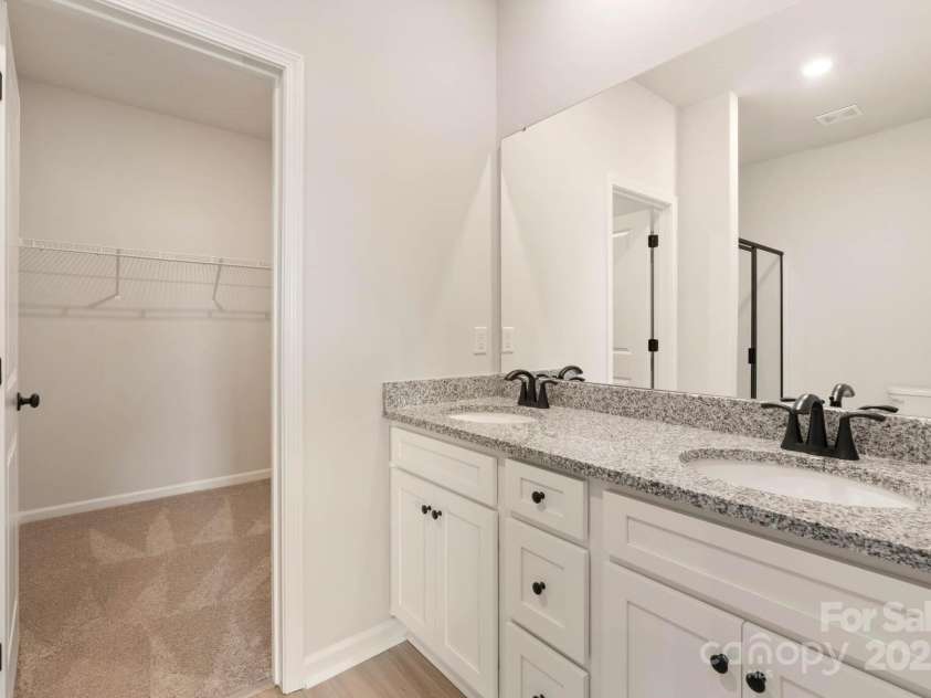 3529 Saddlebred Drive, Gastonia, NC 28052.  MLS# CAR4304295, YatesRealty ID 293. 