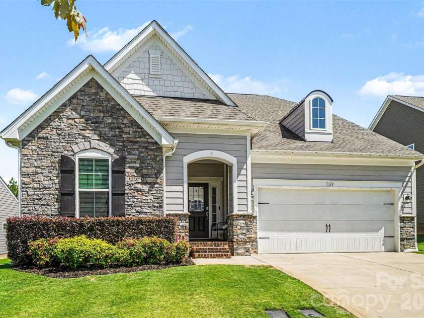 3024 Deep River Way, Waxhaw, NC 28173.  MLS# CAR4390406, YatesRealty ID 29300. 