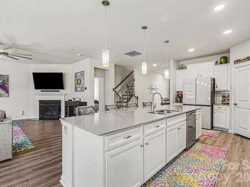 3024 Deep River Way, Waxhaw, NC 28173.  MLS# CAR4390406, YatesRealty ID 29300. 