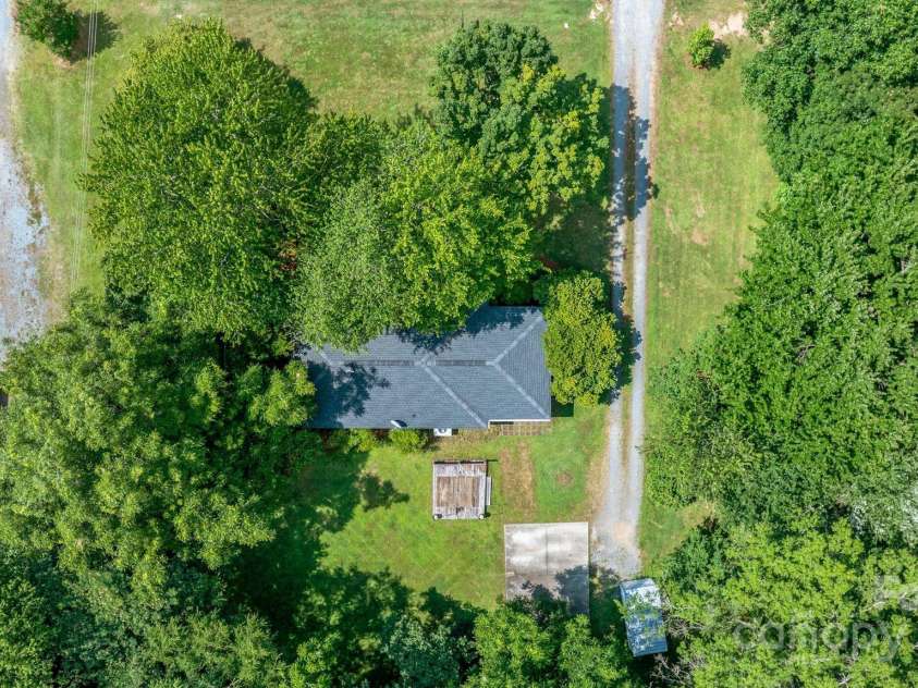 5914 Mt Holly Huntersville Road, Charlotte, NC 28216.  MLS# CAR4273144, YatesRealty ID 29300. 1.29 acre lot