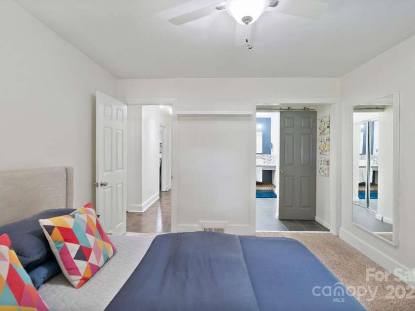 5914 Mt Holly Huntersville Road, Charlotte, NC 28216.  MLS# CAR4273144, YatesRealty ID 29300. Primary bedroom