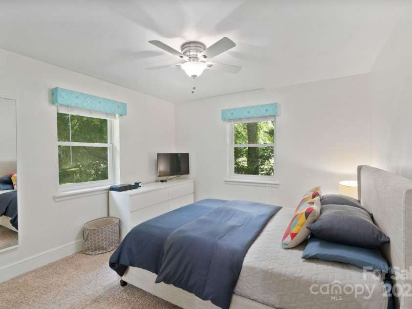 5914 Mt Holly Huntersville Road, Charlotte, NC 28216.  MLS# CAR4273144, YatesRealty ID 29300. Primary bedroom in the rear