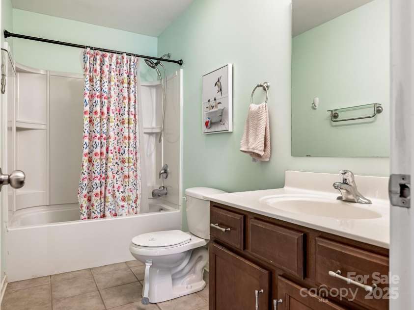 1292 Century Drive, Clover, SC 29710.  MLS# CAR4283928, YatesRealty ID 29301. 