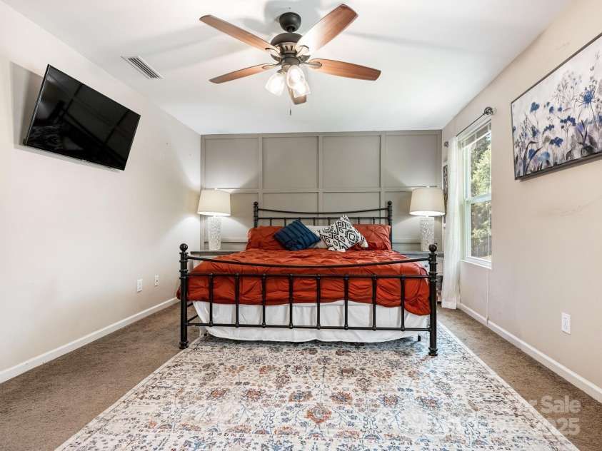 1292 Century Drive, Clover, SC 29710.  MLS# CAR4283928, YatesRealty ID 29301. 