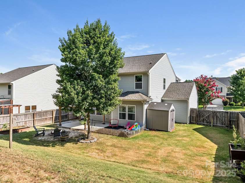 1292 Century Drive, Clover, SC 29710.  MLS# CAR4283928, YatesRealty ID 29301. 