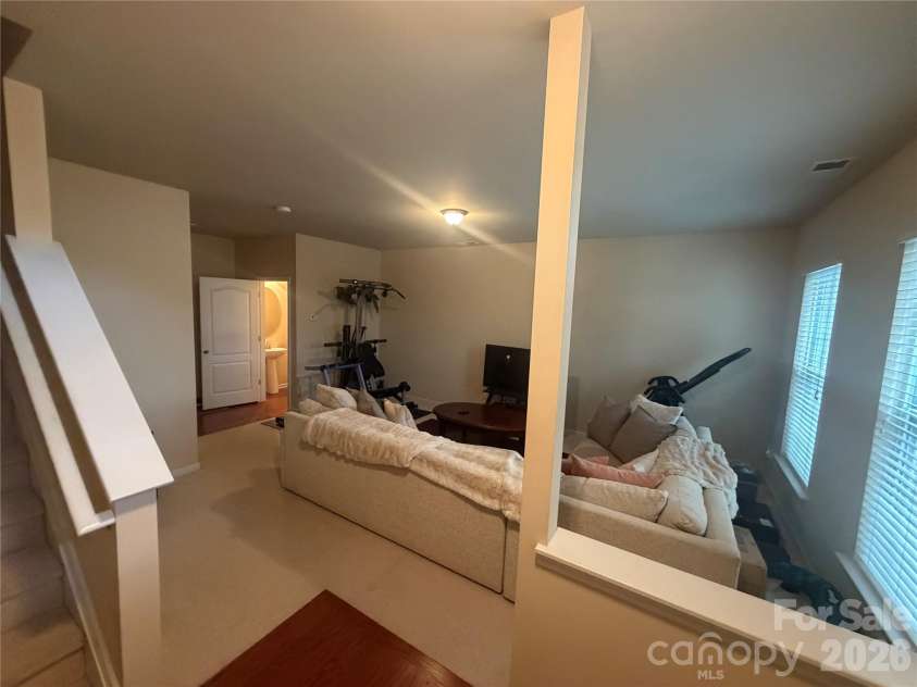 3147 Coventry Commons Drive, Charlotte, NC 28227.  MLS# CAR4390882, YatesRealty ID 29302. 