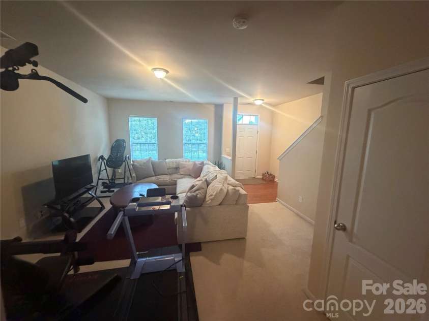 3147 Coventry Commons Drive, Charlotte, NC 28227.  MLS# CAR4390882, YatesRealty ID 29302. 