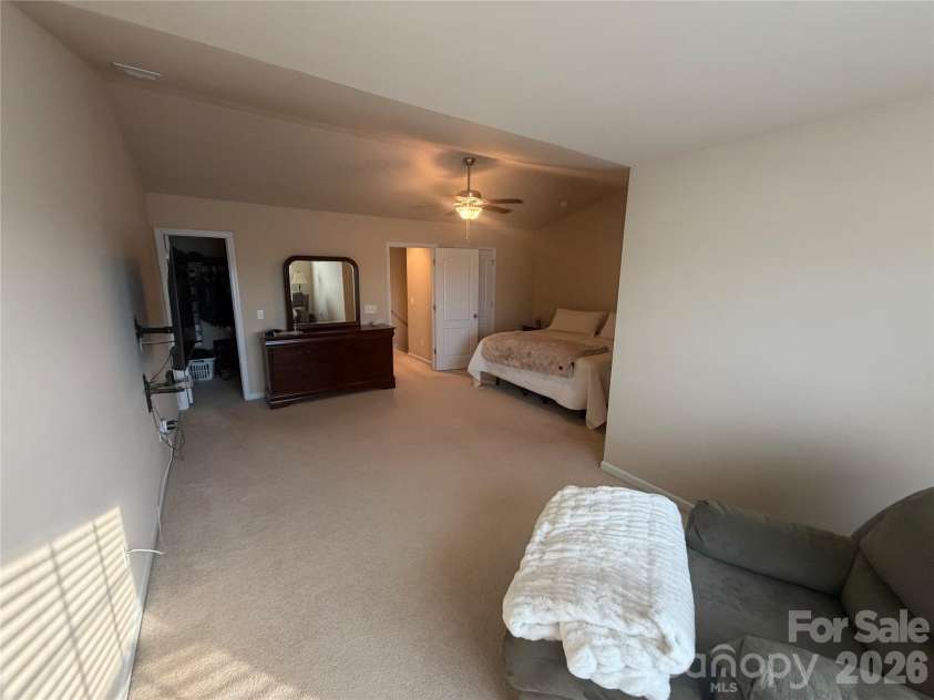3147 Coventry Commons Drive, Charlotte, NC 28227.  MLS# CAR4390882, YatesRealty ID 29302. 