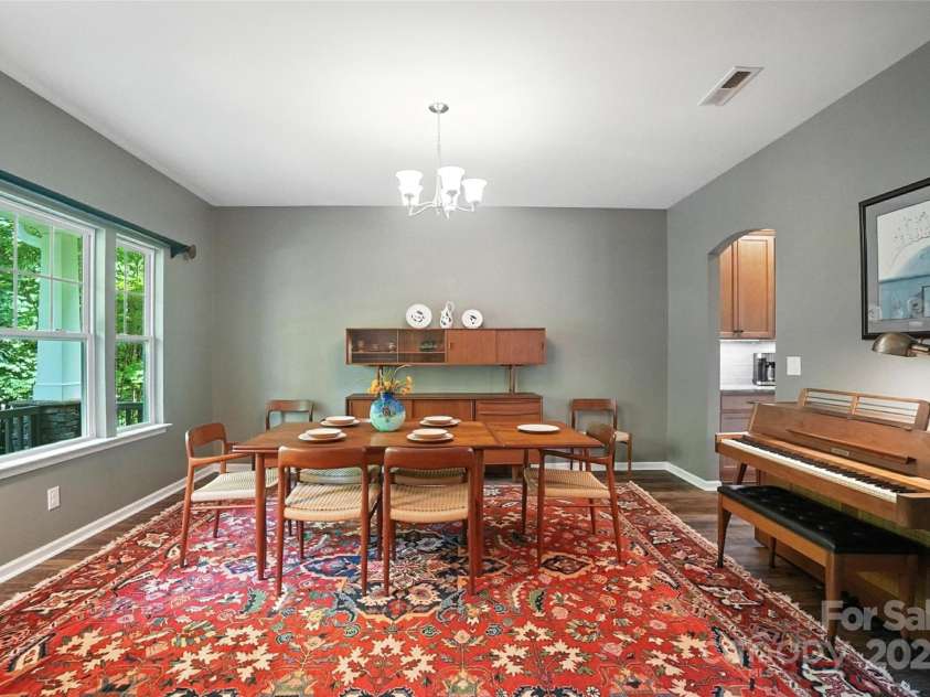 8214 Aspen Court, Charlotte, NC 28227.  MLS# CAR4272999, YatesRealty ID 29302. 