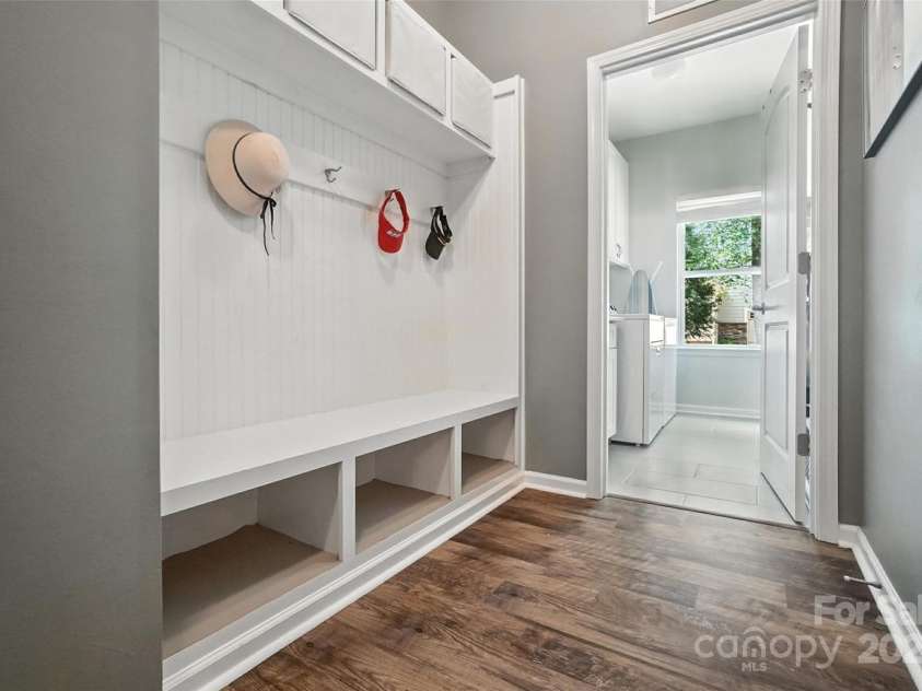 8214 Aspen Court, Charlotte, NC 28227.  MLS# CAR4272999, YatesRealty ID 29302. 