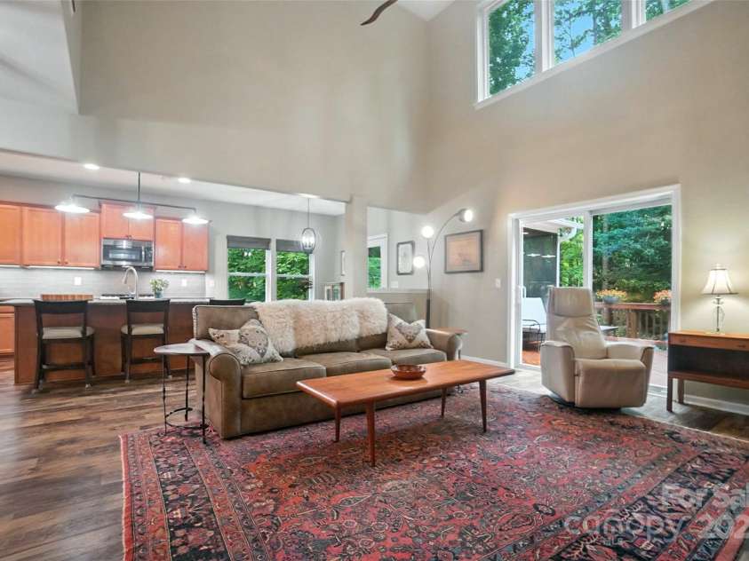 8214 Aspen Court, Charlotte, NC 28227.  MLS# CAR4272999, YatesRealty ID 29302. 