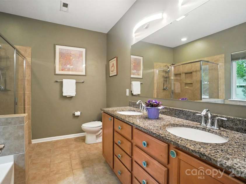 8214 Aspen Court, Charlotte, NC 28227.  MLS# CAR4272999, YatesRealty ID 29302. 