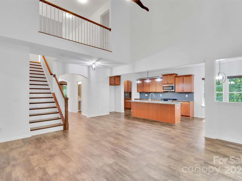 8214 Aspen Court, Charlotte, NC 28227.  MLS# CAR4272999, YatesRealty ID 29302. 