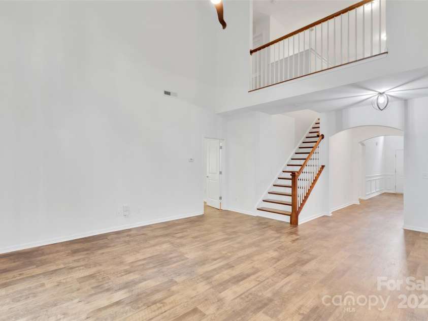 8214 Aspen Court, Charlotte, NC 28227.  MLS# CAR4272999, YatesRealty ID 29302. 