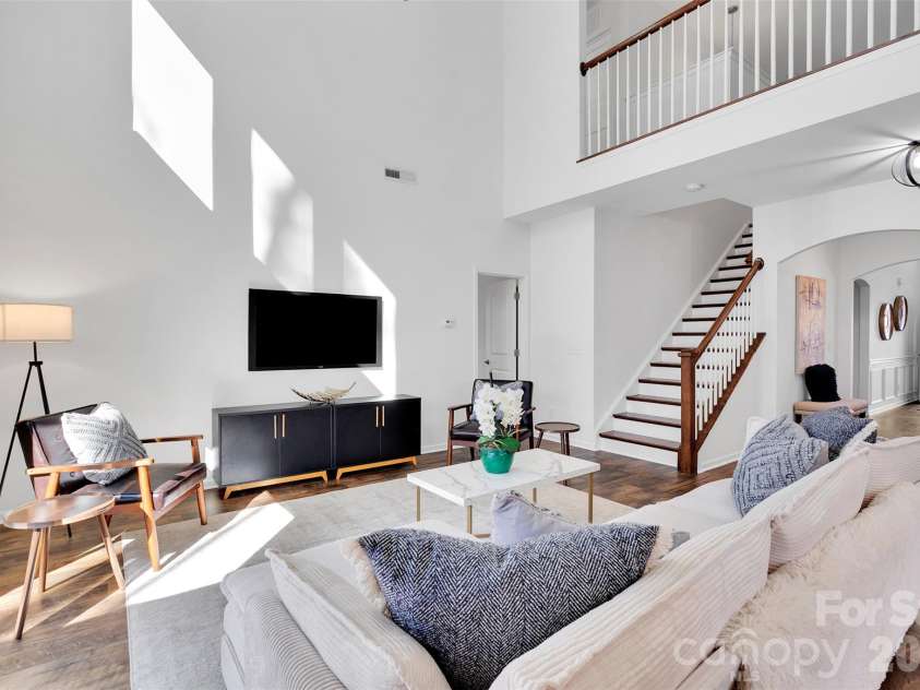 8214 Aspen Court, Charlotte, NC 28227.  MLS# CAR4272999, YatesRealty ID 29302. 