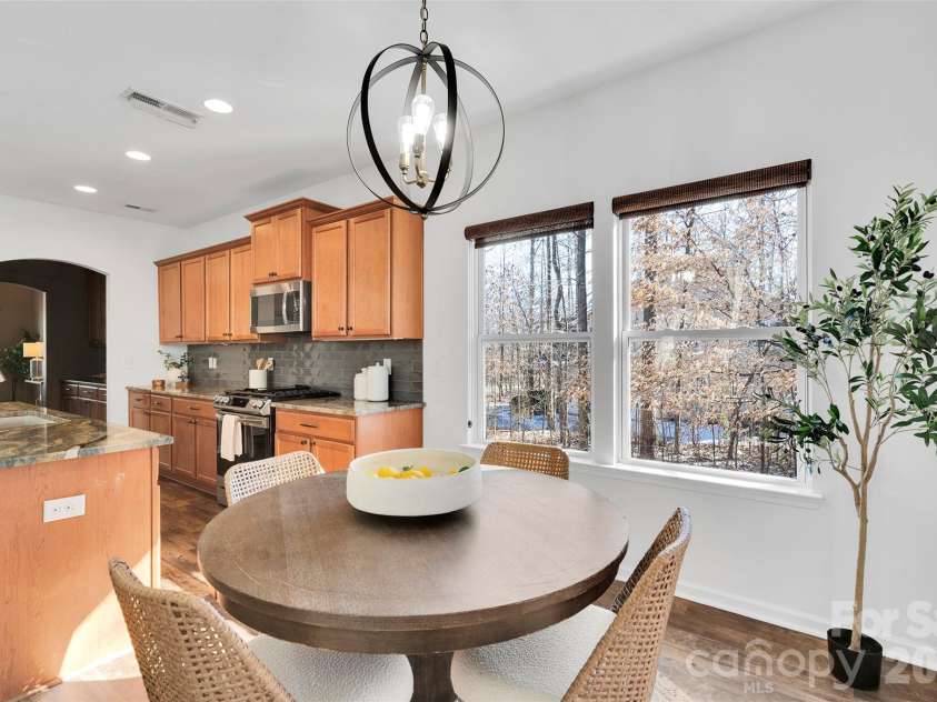 8214 Aspen Court, Charlotte, NC 28227.  MLS# CAR4272999, YatesRealty ID 29302. Dining area and Kitchen