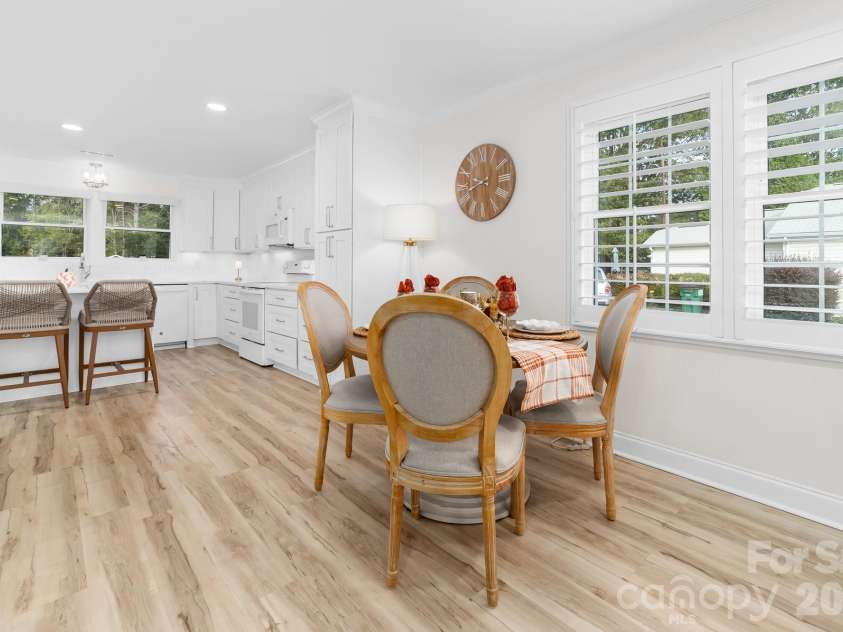 1532 South Point Road, Belmont, NC 28012.  MLS# CAR4229379, YatesRealty ID 29304. 