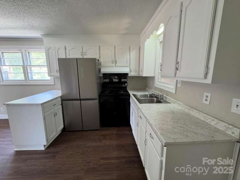 241 Shady Grove Road, Kings Mountain, NC 28086.  MLS# CAR4281744, YatesRealty ID 29305. 