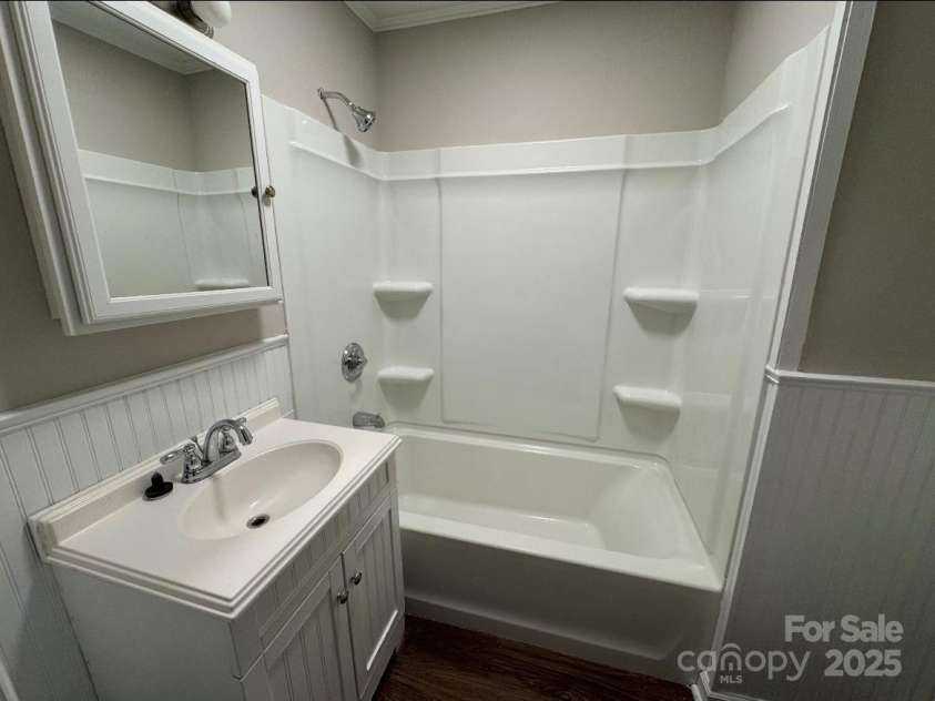 241 Shady Grove Road, Kings Mountain, NC 28086.  MLS# CAR4281744, YatesRealty ID 29305. 