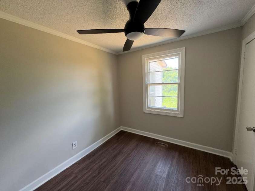 241 Shady Grove Road, Kings Mountain, NC 28086.  MLS# CAR4281744, YatesRealty ID 29305. 