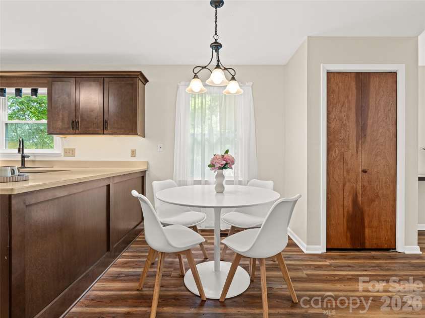 25 Blueberry Lane, Fairview, NC 28730.  MLS# CAR4385890, YatesRealty ID 29305. 