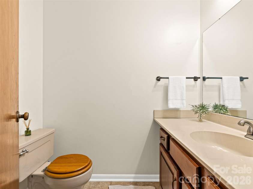 25 Blueberry Lane, Fairview, NC 28730.  MLS# CAR4385890, YatesRealty ID 29305. 