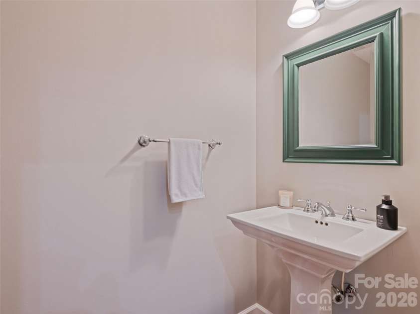 283 Blake Drive, Canton, NC 28716.  MLS# CAR4390293, YatesRealty ID 29306. 