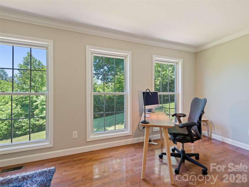 283 Blake Drive, Canton, NC 28716.  MLS# CAR4390293, YatesRealty ID 29306. 