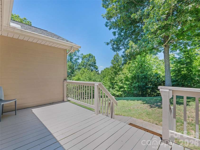 283 Blake Drive, Canton, NC 28716.  MLS# CAR4390293, YatesRealty ID 29306. 