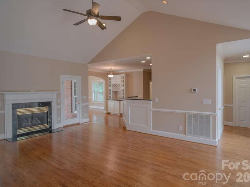 136 Windemere Isle Road, Statesville, NC 28677.  MLS# CAR4362583, YatesRealty ID 29307. 