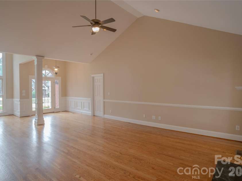 136 Windemere Isle Road, Statesville, NC 28677.  MLS# CAR4362583, YatesRealty ID 29307. 